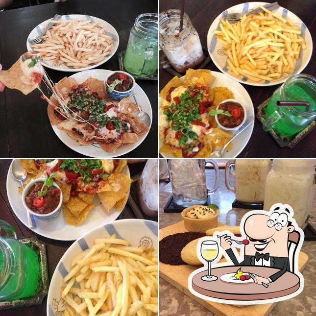 Bluesmilecafe