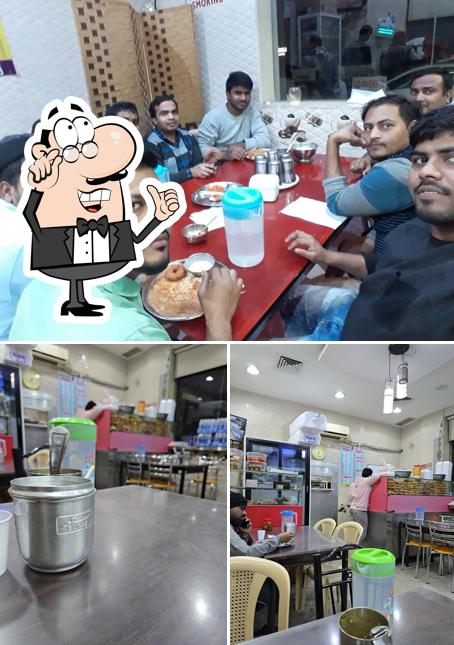 Madhavi Andhra Restaurant