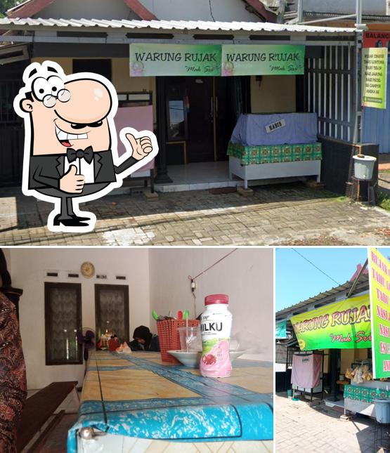 Warung Rujak Cingur Mak Sri