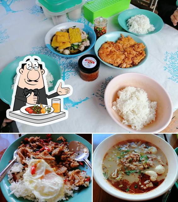 ร้านเต็งๆก๋วยเตี๋ยวน้ำตก อ่างขาง