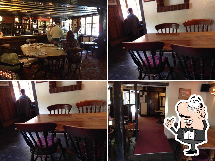 Rose and Crown - Clay Hill