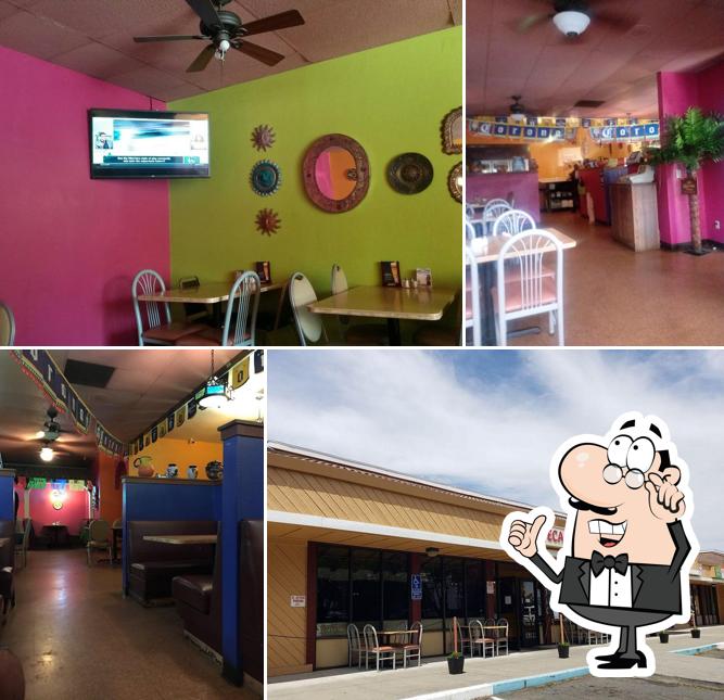 El Azteca Restaurant