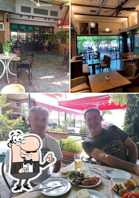 De Facto cafe bar since 1984
