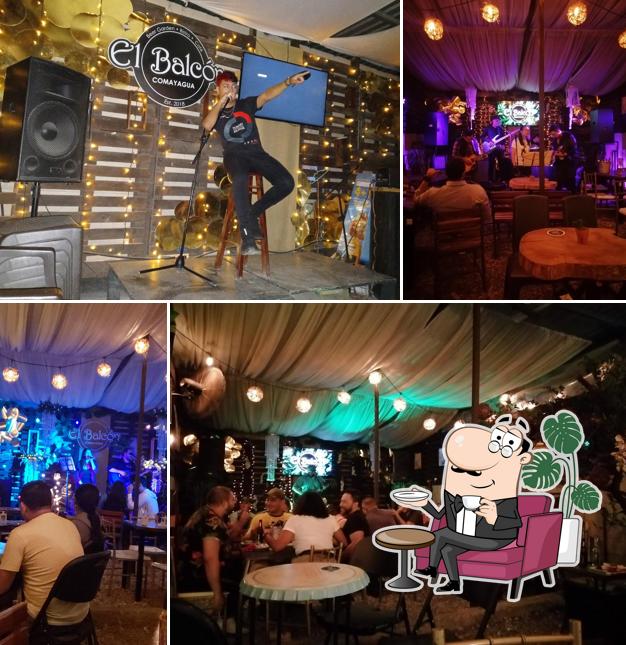 El Balcón Beer Garden