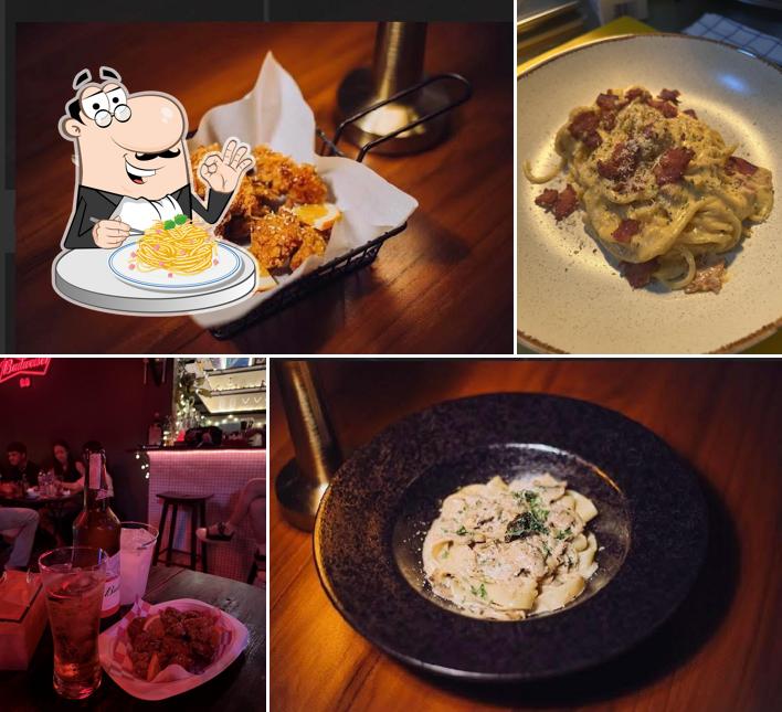 ฬ. - The Paper Kite bar