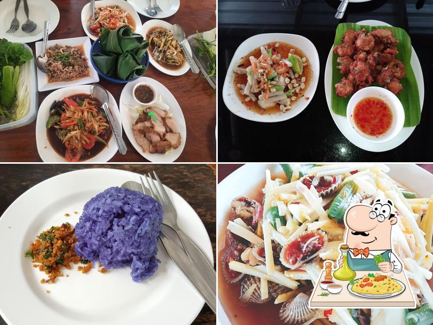 ส้มตำ ครัวบูรพาชลทิต
