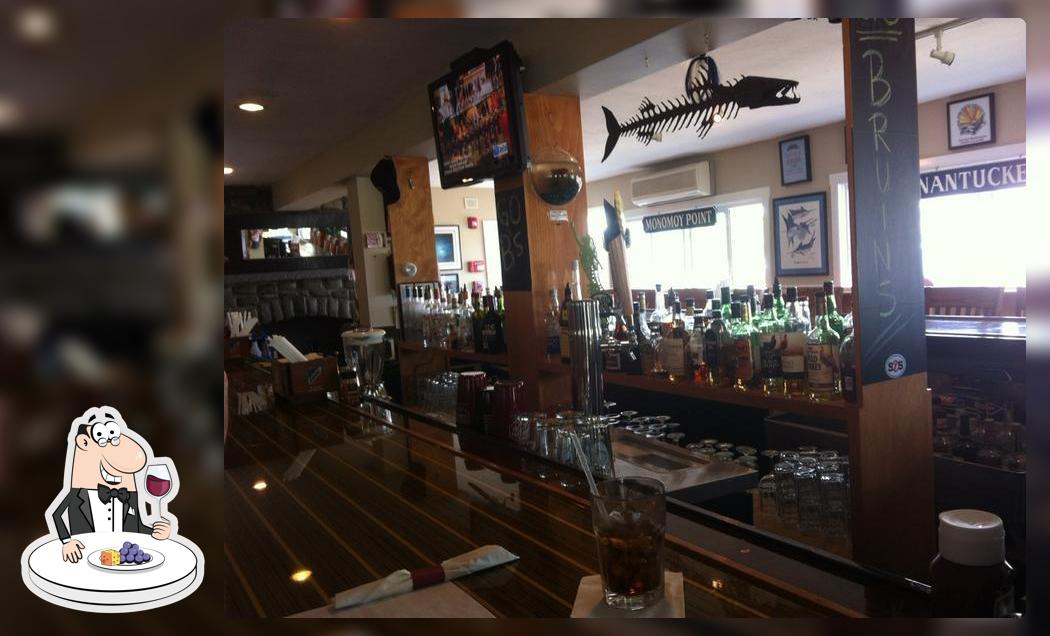 Hyannis Anglers Club