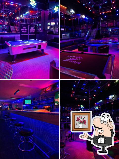 Blue Iguana Sports Bar