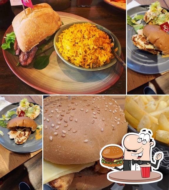 Nando's Essendon Fields