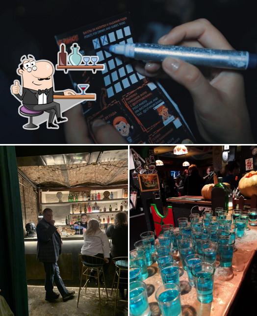 Тур по барам Москвы City Pub Crawl Moscow