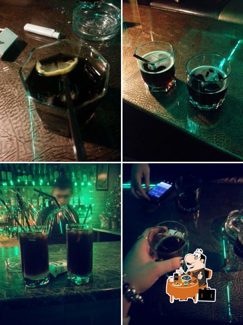 Red Star cafe