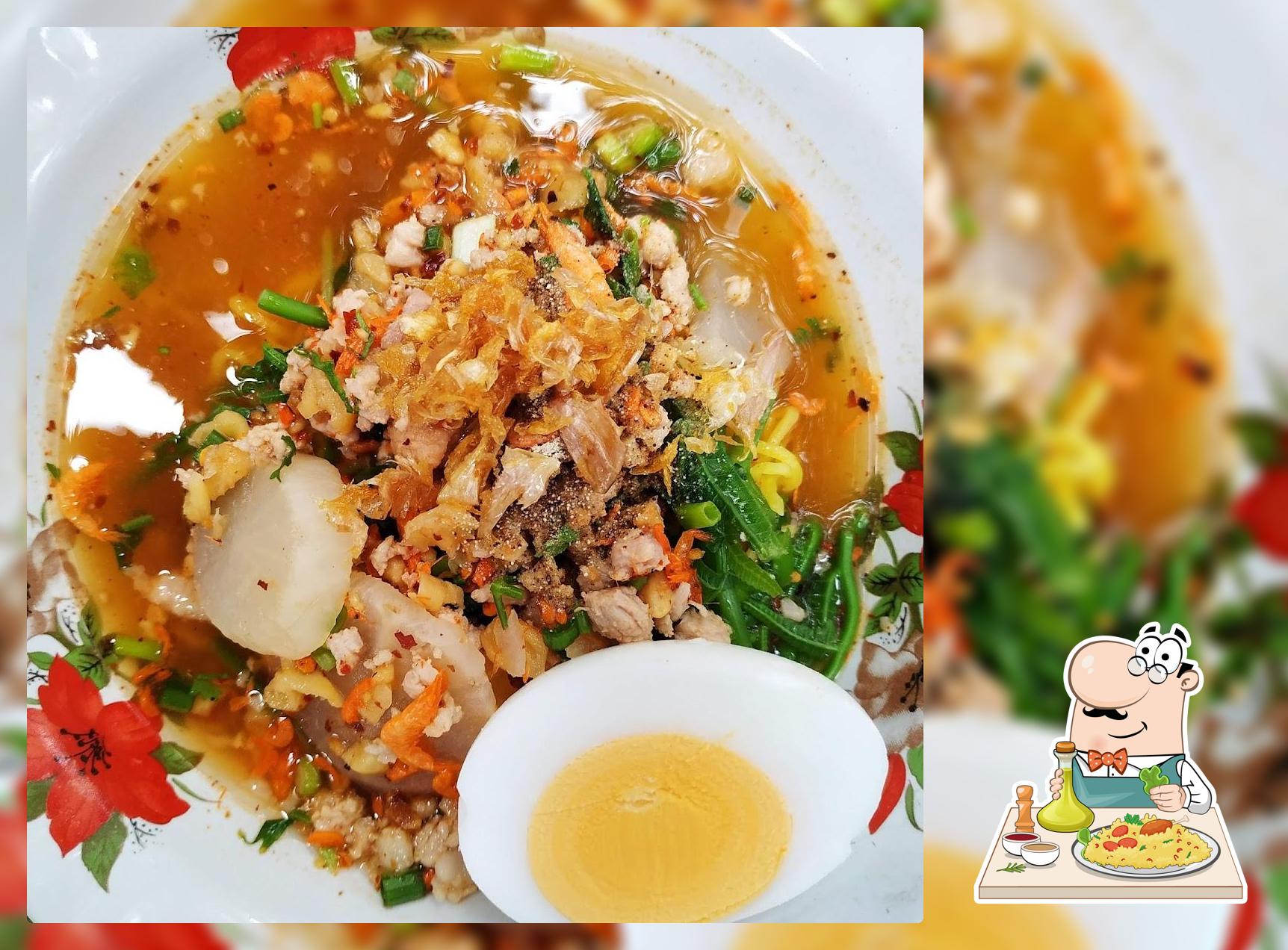 นานาคลุก (ข้าวคลุกน้ำพริก ตลาดซาวไฮ่ บ้านไฮ่ บ้านเฮา)