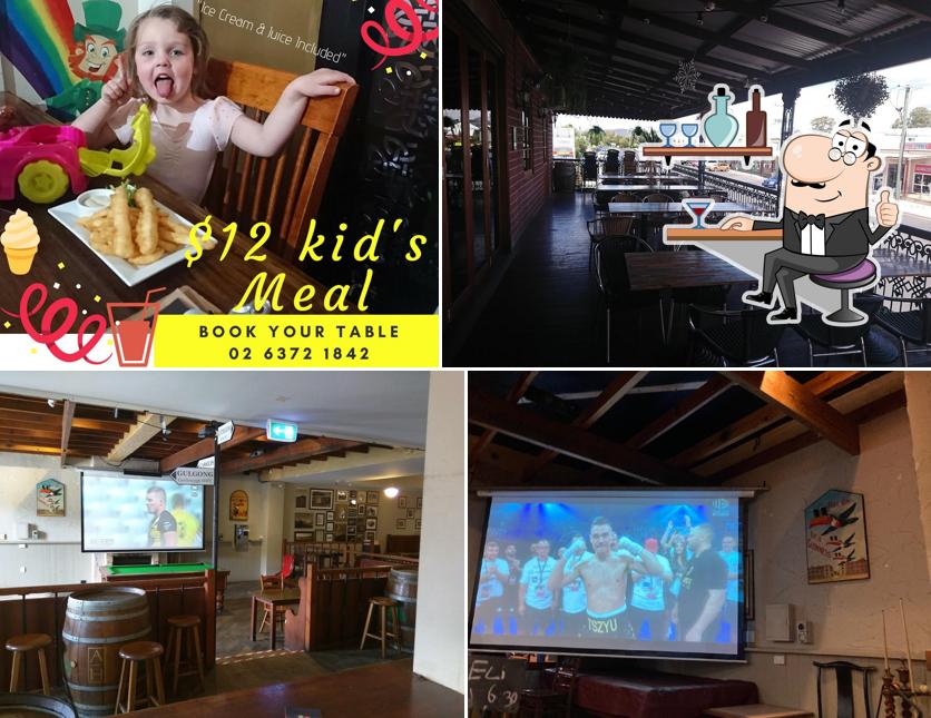 Kelly's Irish Pub