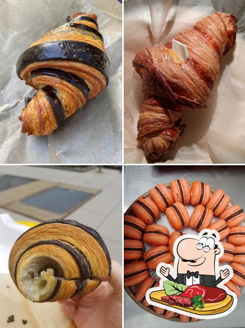 Nino's Bakery
