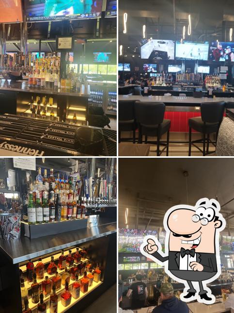 Joe Kool's Novi Bar & Grill