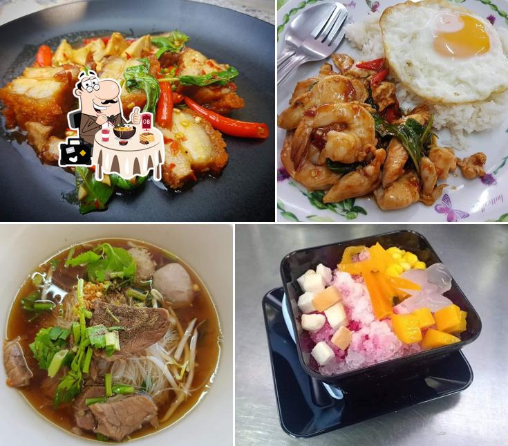 BEEF NOODLES Phrapradaeng