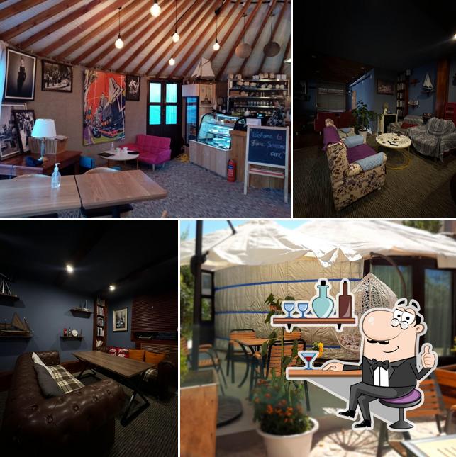 Four Seasons Yurt coffee shop & Hotel