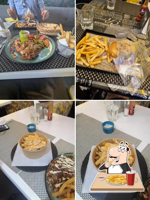 LAD'OSE Restaurant Fès - Smash Burger Sandwich Tacos Pizza & Desserts