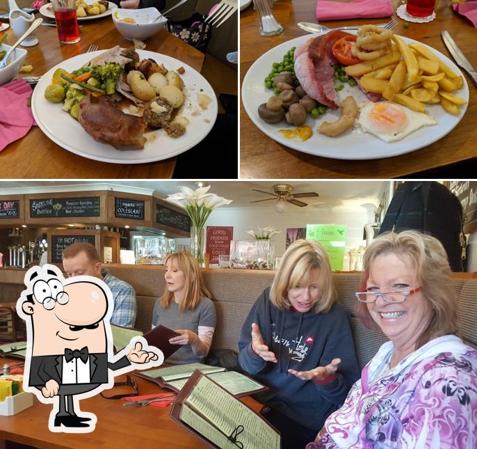 Hogans Bar & Bistro