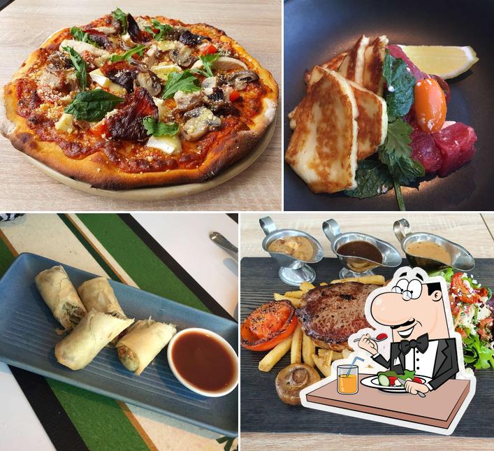 One Up Bar & Bistro
