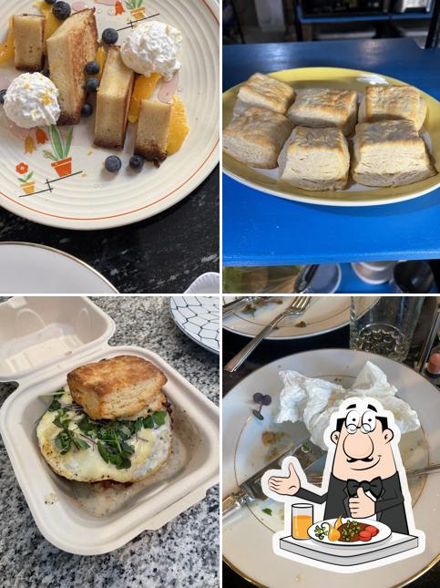 ECHT Coffeehouse Lounge and Bistro