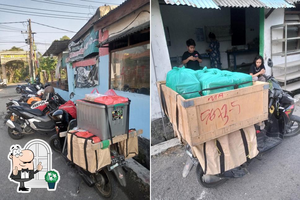 "Warung Bu Nini"