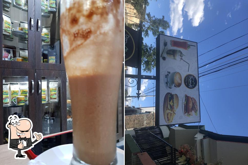 Don Thomás Smoothies and Coffee
