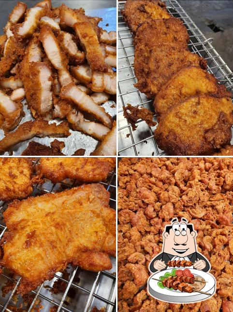 หมูสามชั้นทอด ขีดละ 35 บ.