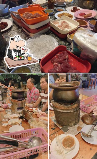 บ้านไม้หมูจุ่ม