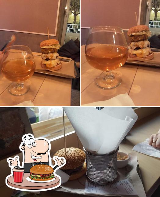 Отведайте гамбургеры в "Варке"