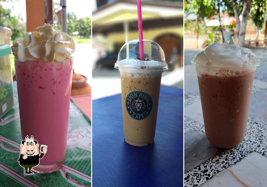 ก๋วยเตี๋ยว น้ำชา กาแฟ (ปิดบริการ)