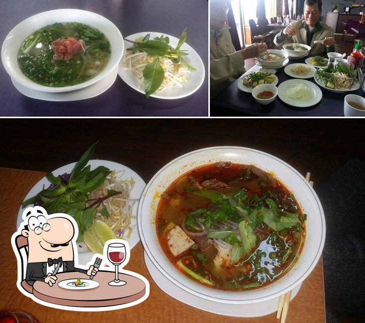Pho Pha Le Restaurant