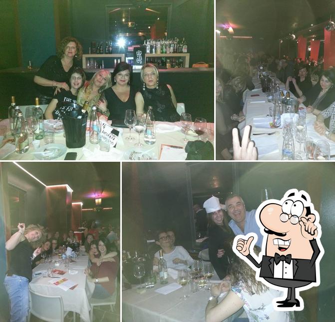 Happy Days: Bar Pizzeria Tavola Calda