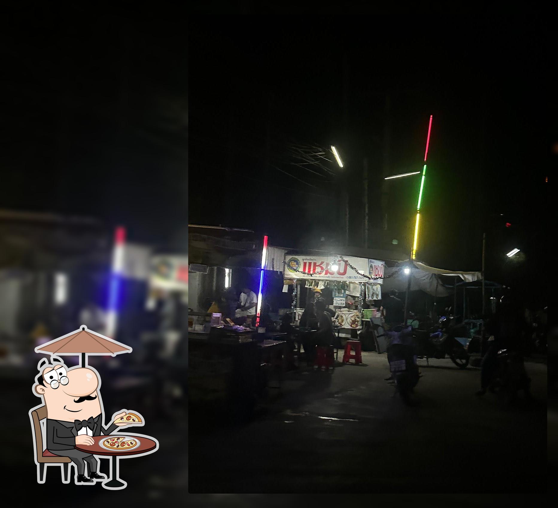 ร้านก๋วยเตี๋ยวแชมป์ลุงดุลย์