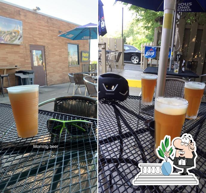 Towpath Bar & Grill