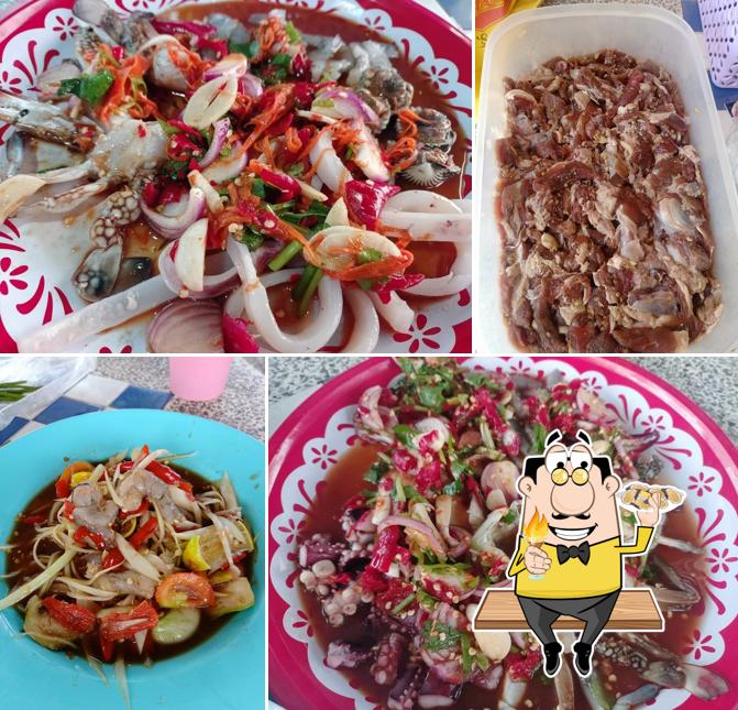 ร้านยอง ยอง แซ่บ