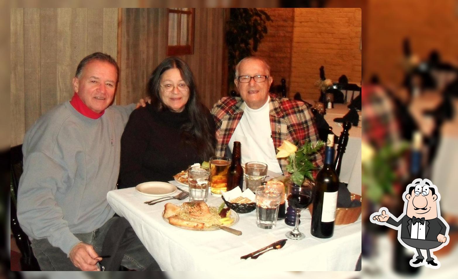 Ferandos Steak & Seafood