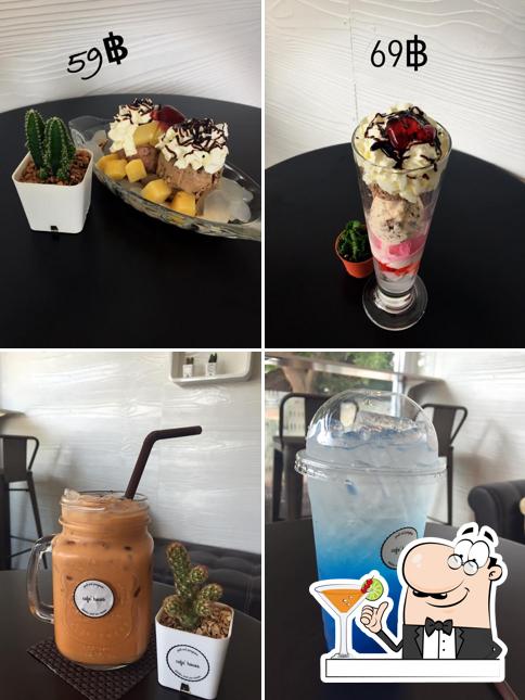 Cafe'House