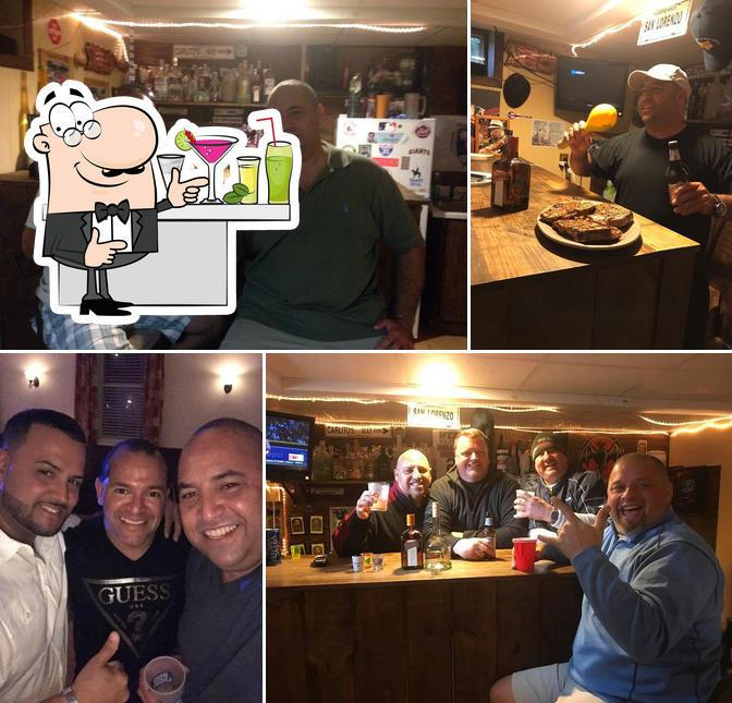 Carlitos Bar & Grill