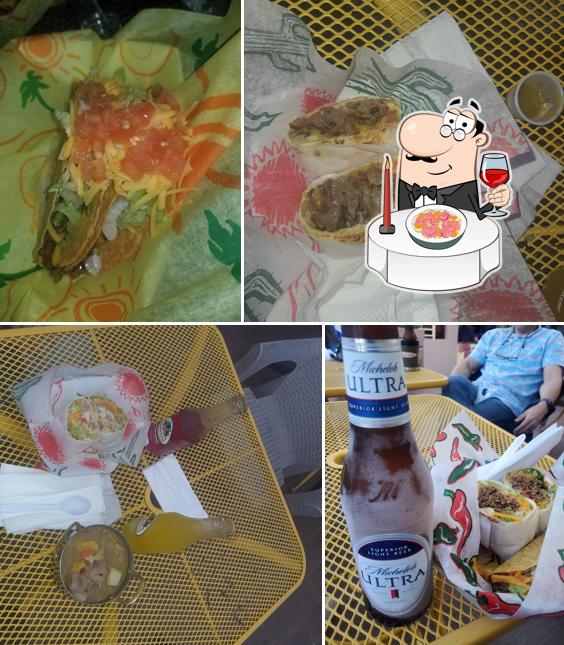 Los Tacos