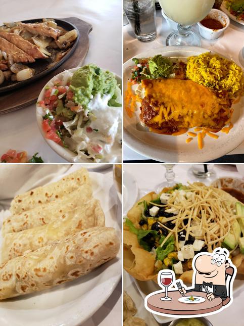 Tio Javi's Fresh Mex Bar & Grill