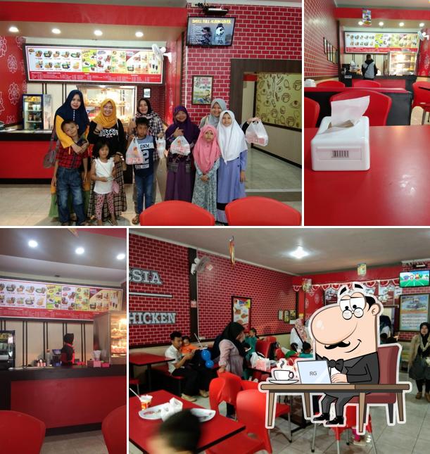 Rocket Chicken Kuningan