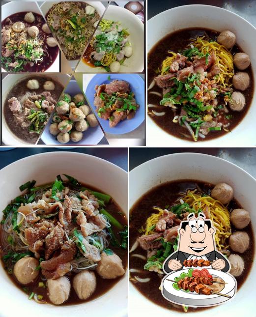 ซานิก๋วยเตี๋ยวเฝอ