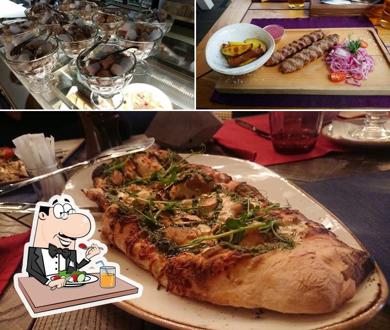 Еда в "Огоньке"