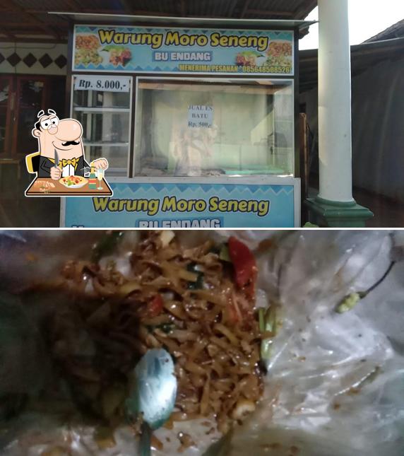 Warung Nasgor Moro Seneng Bu Endang