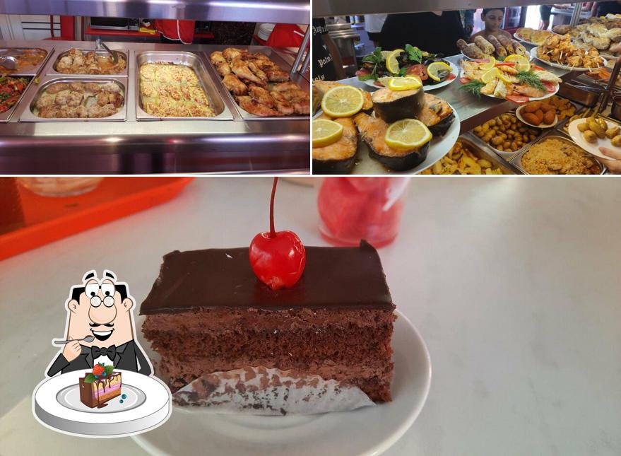 Шоколадный торт в "Столовая"