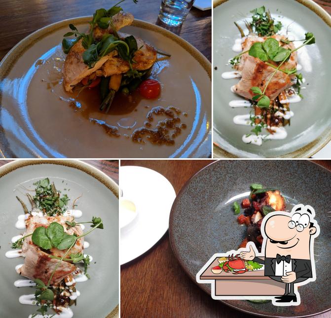 Lotti's Restaurant & Bar