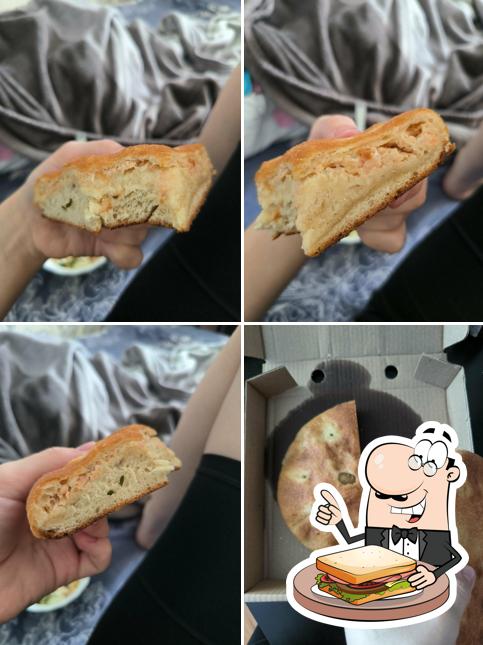Сытый кот