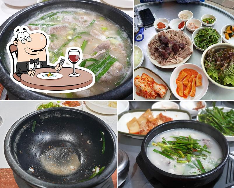 Eomo Yujeong Restaurant
