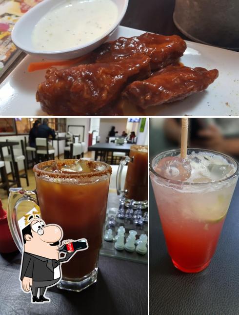 pug's wings & burguers